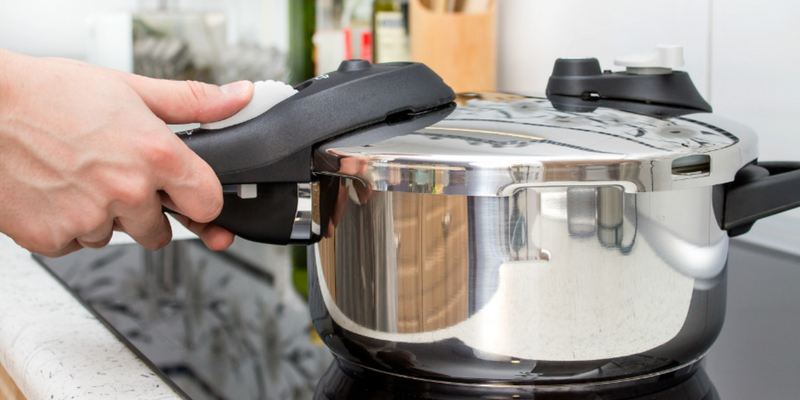 Panela de Pressão sem Mistério: Como Usar com Segurança e Extrair Mais Sabor