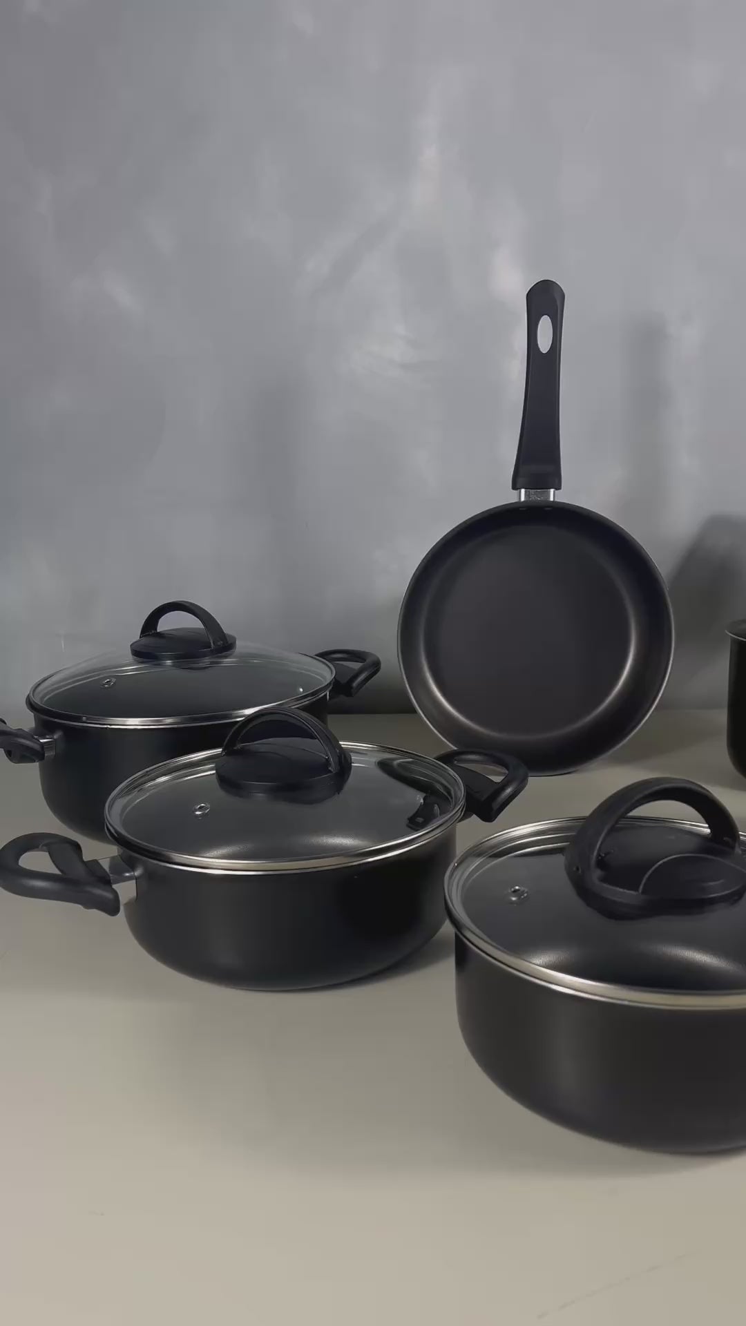 Jogo de Panela 09 Peças | Alumínio Antiaderente | Linha Clássica | Essenza Di Chef - Preto